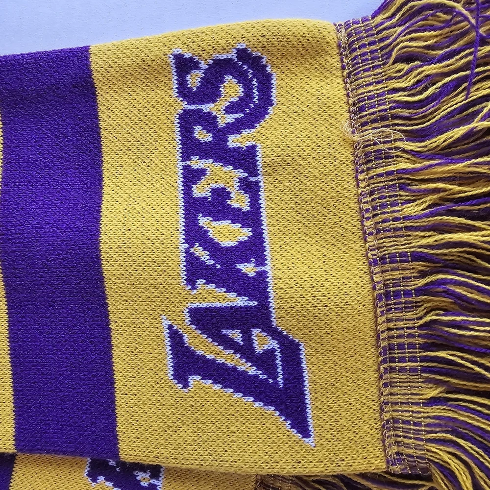Los Angeles Lakers NBA Scarf Purple And Yellow W/ Fringe Edges Double Sided NWOT